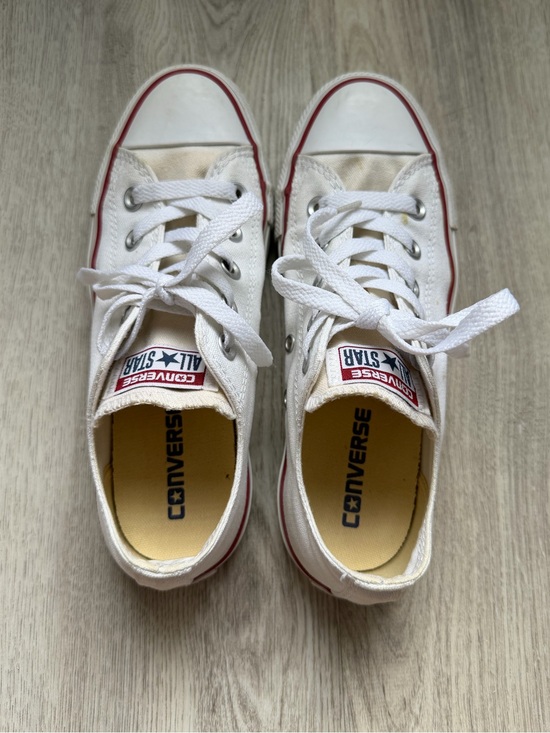 Converse Shoes - Converse - White Low-Top Sneakers with Red and Navy Blue Accents - size 6